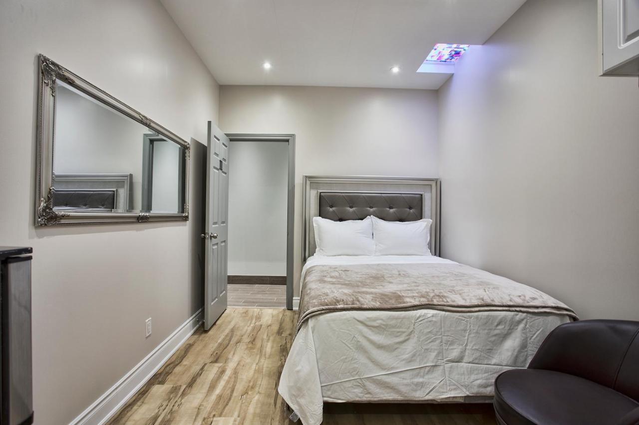 Toronto Rooms&Suites Exterior foto